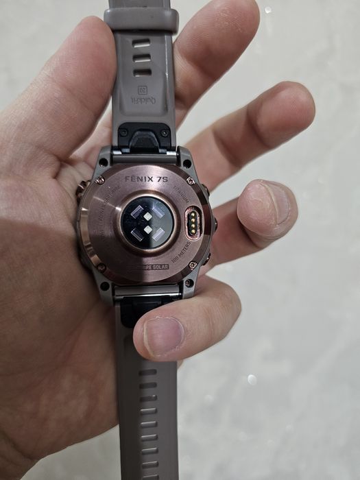 Garmin fenix 7s 42mm sapphire solar