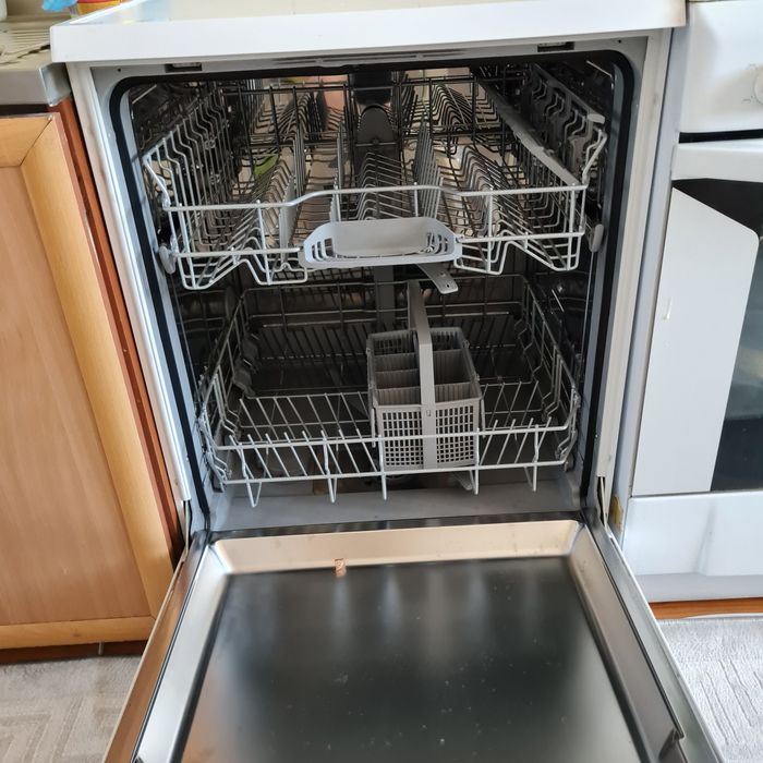 Посудомойка BOSCH