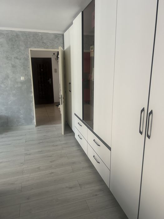 Vand apartament 2 camere