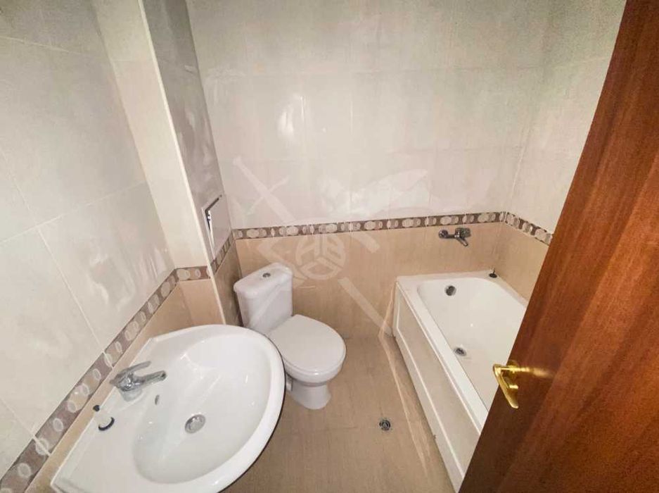 Продава се Тристаен апартамент в Поморие - 76 кв.м за 1000 €/кв.м - Снимка #4