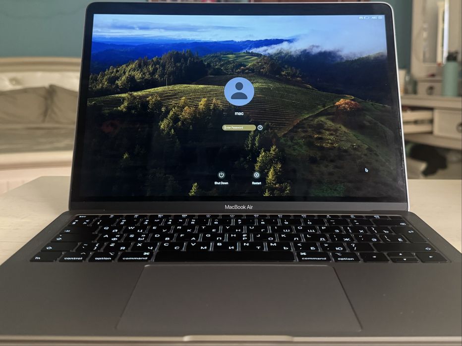 MacBook Air 13” 2019