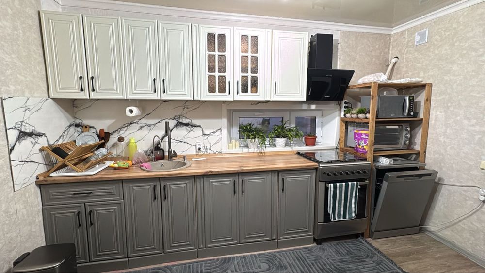 Продам кухонный гарнитур