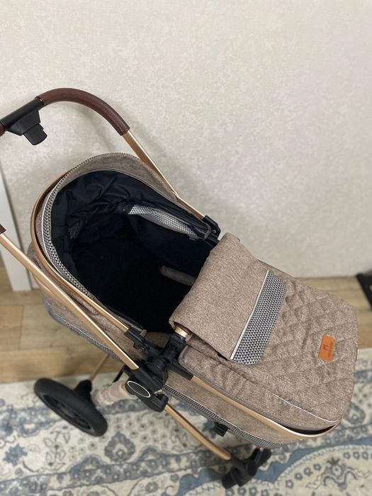 Продам детскую каляску