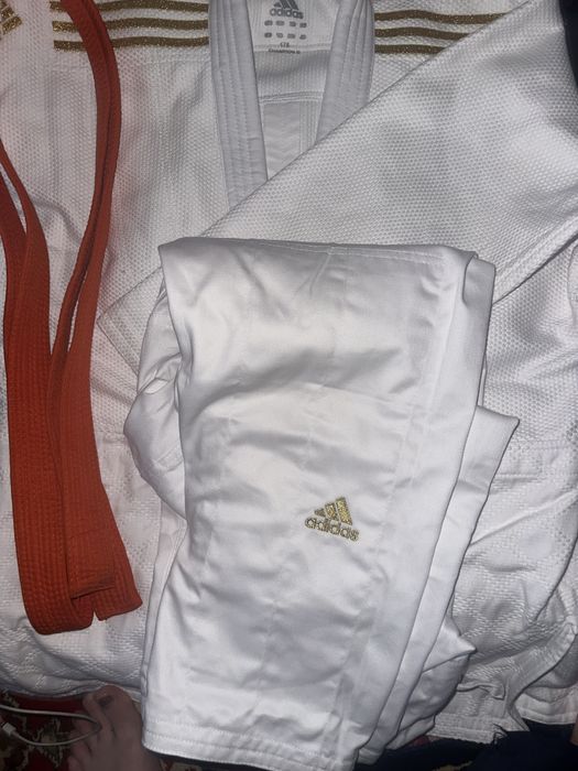Продам кимано адидас голд для дзюдо