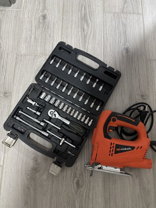 Trusa chei si fierastrau pendular