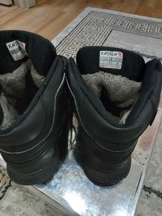 Демисезонные кроссовки