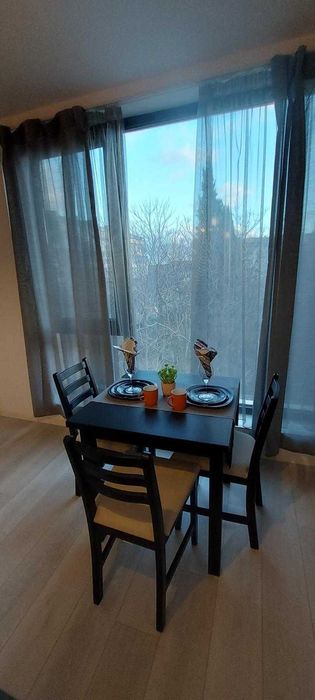 Дава се под наем Двустаен апартамент в Варна, Център - 70 кв.м за 648.21 € - Снимка #2