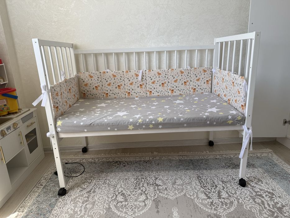 Продам детскую кроватку , манеж