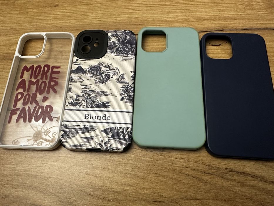 Кейсове за iphone 12