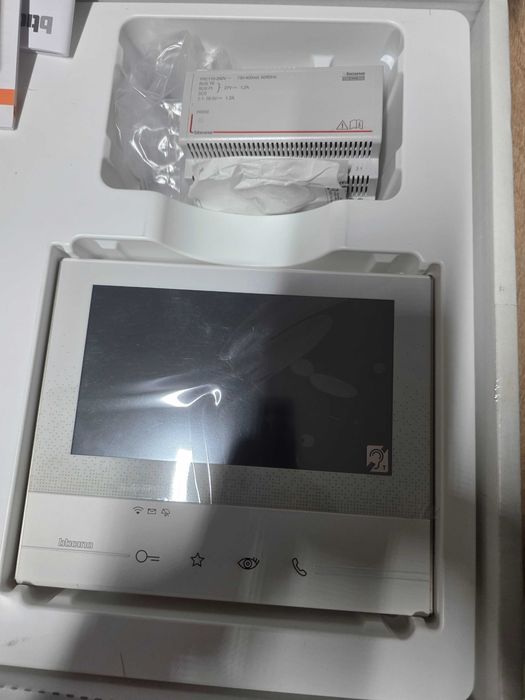 Kit videointerfon pentru o familie WI-FI CLASSE 300X13E Bticino 363911