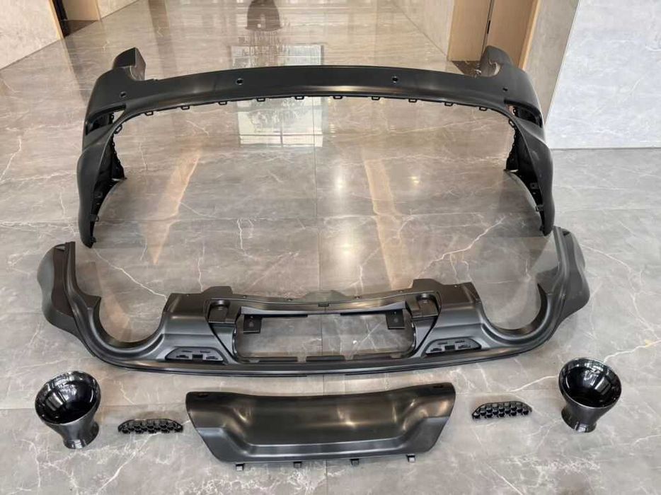 Jeep GRAND CHEROKEE SRT предна броня, фарове, капак и други части