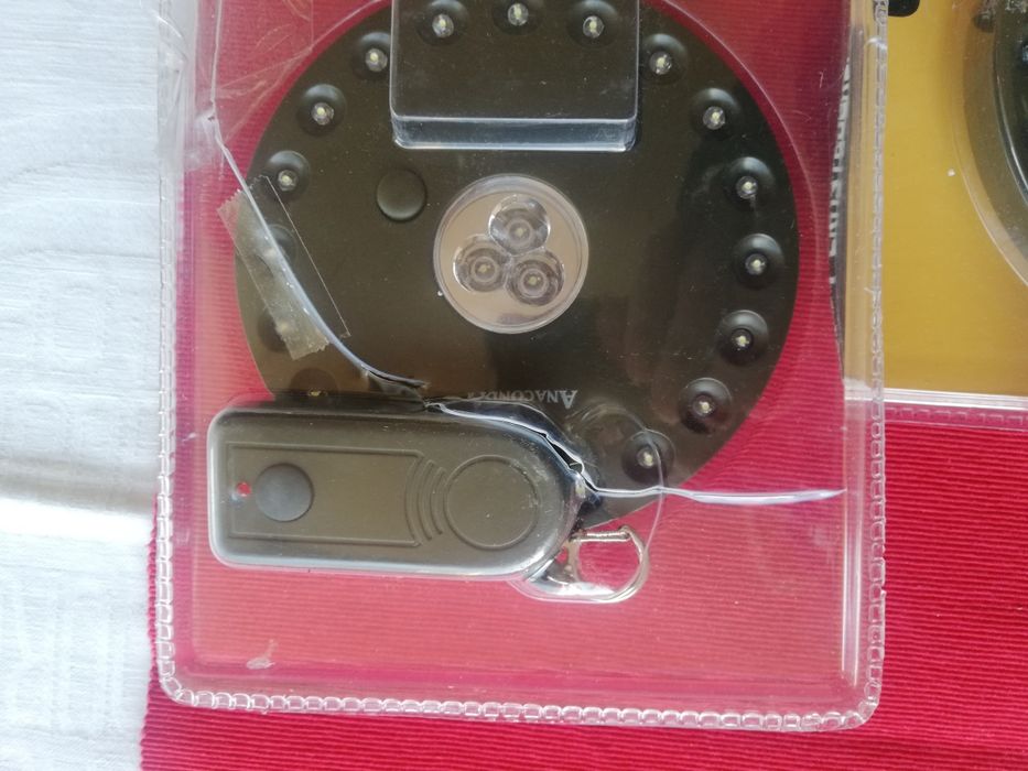 Lampa cort Anaconda cu telecomanda