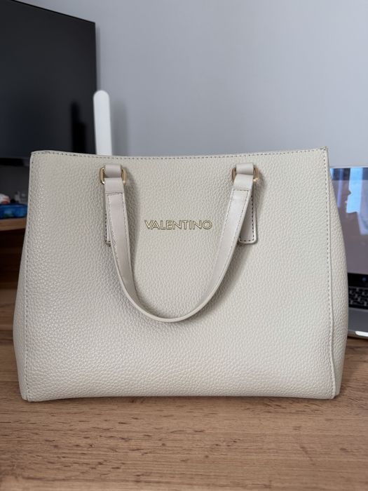 Продаю оригинал сумку Valentino