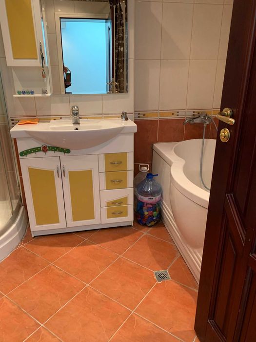 Дава се под наем Многостаен апартамент в Вълчедръм - 180 кв.м за 1200 € - Снимка #9