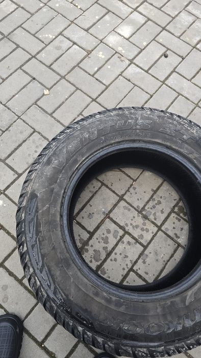 шины 285/60/18 на джип