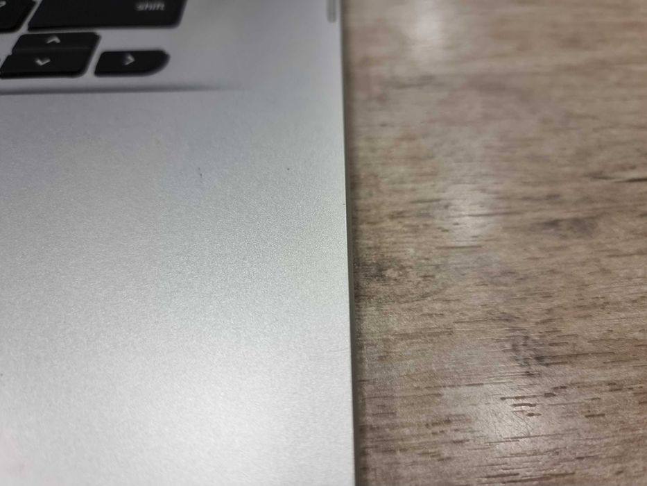 Лаптоп ASUS Chromebook C523