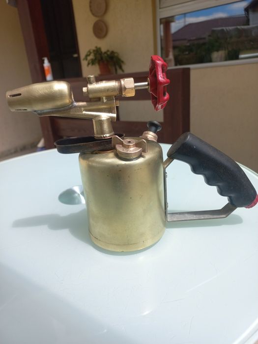 Veche lampa de gaz