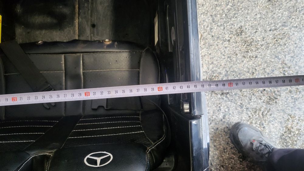 Детска акумулаторна кола