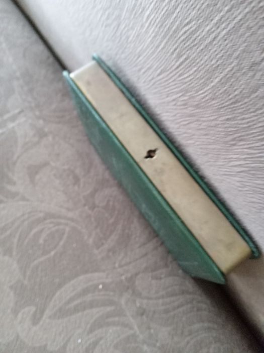 Старинна касичка