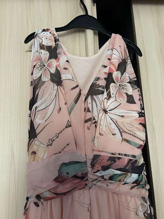 Дълга офицална рокля