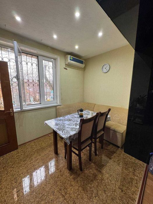 2-х комнатная квартира на Саракульке (сквозная) ID: 5698