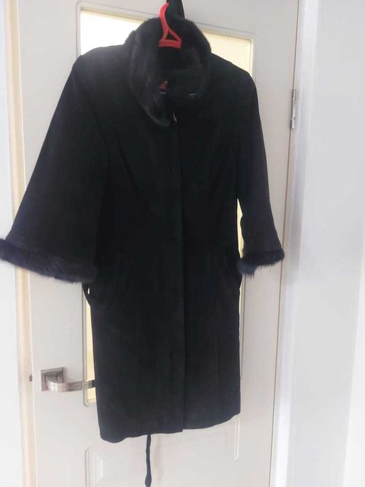 Продам шубу красивая теплая