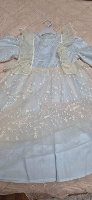 Платье нарядное для девочки