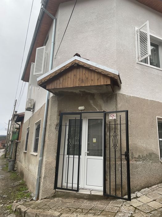 Дава се под наем Магазин в с. Сестримо, Област Пазарджик - 55 кв.м за 199.41 € - Снимка #12