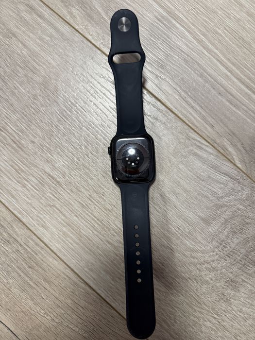Vand Apple Watch seria8 45mm