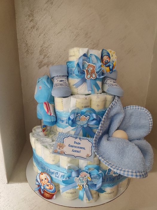Торта от памперси PAMPERS PREMIUM CARE 2