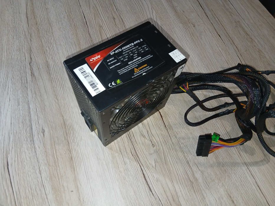 sursa PC Spire BlackEagle 450W cu o mufa 6+2pin pentru gpu