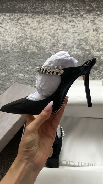 Pantofi jimmy Choo Bing pe stoc 38