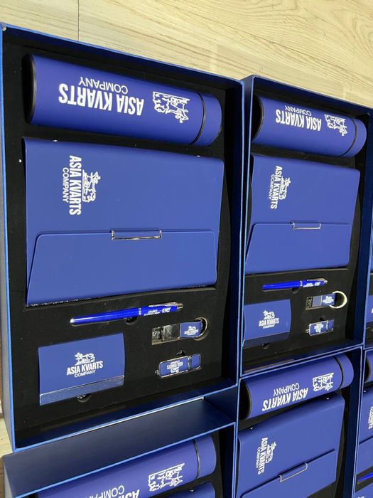 Полиграфия/дизайн/печать/блокноты/ручки/для бизнеса/футболки