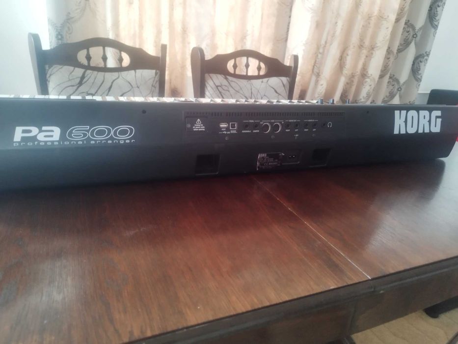 Vând Korg pa600‼️ Intorsura Buzaului • OLX.ro