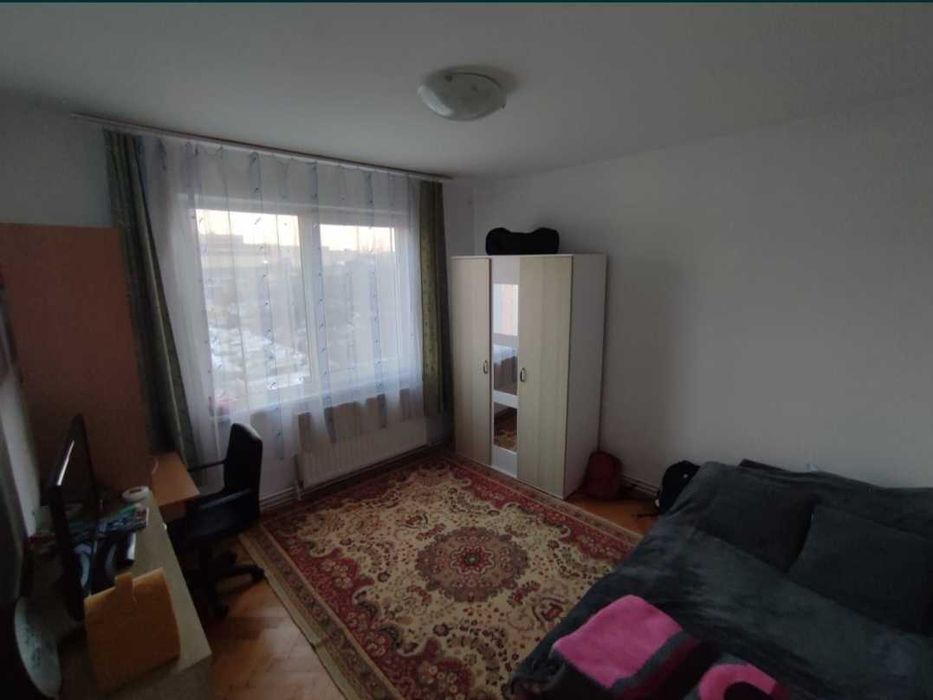 Vand apartament 2 camere