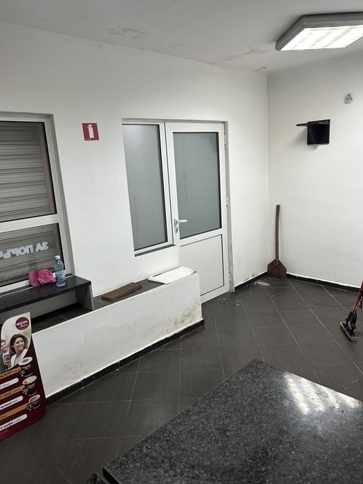 Дава се под наем Заведение в Карнобат - 2345 кв.м за 2550 € - Снимка #4