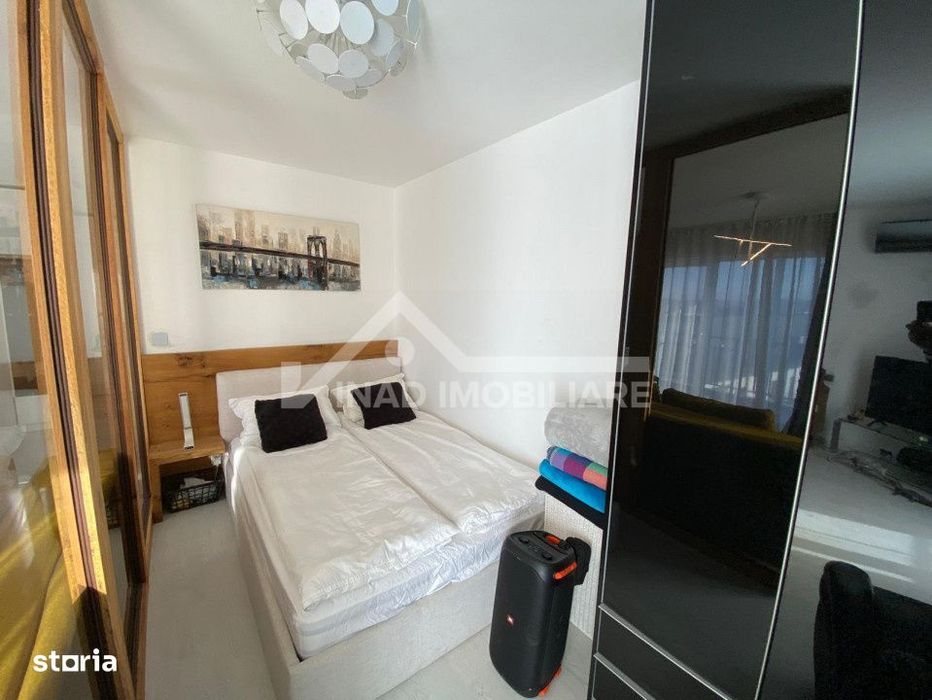 Apartament 2 camere, mobilat si utilat modern, parcare, zona Europa