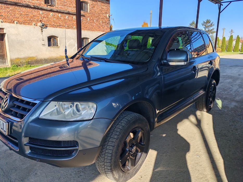 Vînd Touare 2.5 manual