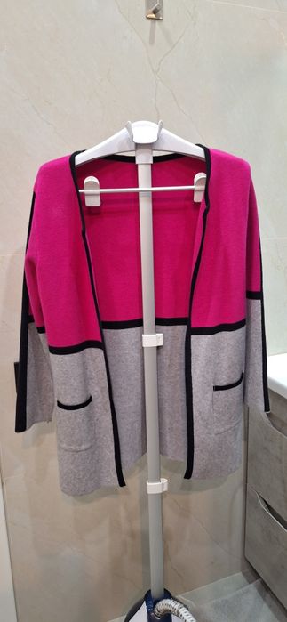 Продам кофты, футболки