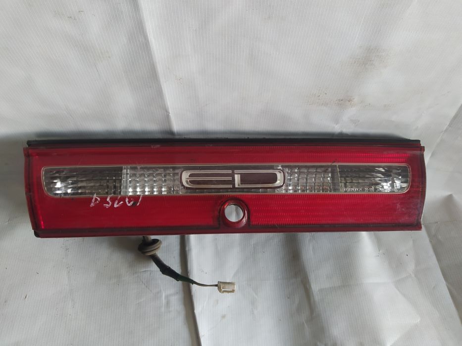 Фонарь центральный Toyota ED