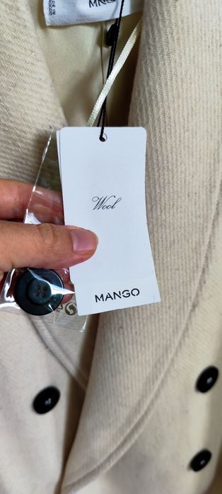 Дълго вълнено палто от Mango