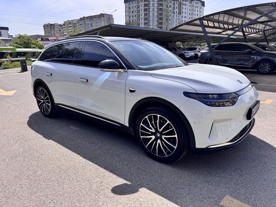 Leapmotor c11 белый