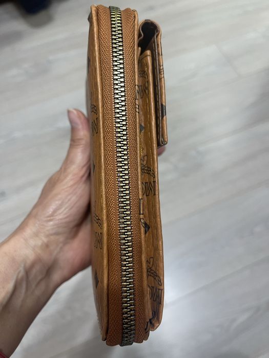 Portofel  MCM  impecabil