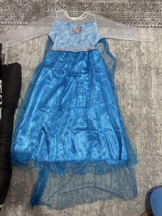Новогоднее платье Эльзы 5,6  класс