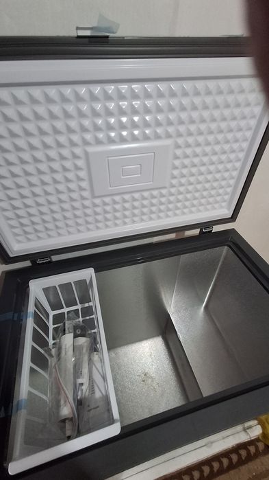 морозильный ларь марки Muxxed.