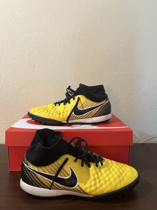 Nike MagistaX Onda II Dynamic Fit (TF/IC)
