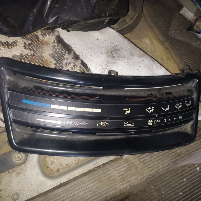 Тойота эстима люсида