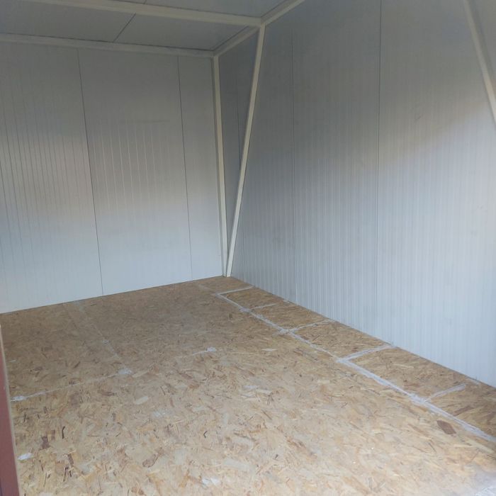 Spatii  de depozitare garaj boxa  +loc de parcare în Botoșani zona Pia