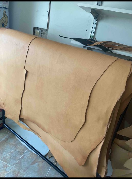 Дамски кожени цървули с орнамент над 5 бр отстъпка 5,11€/10 лв на чифт