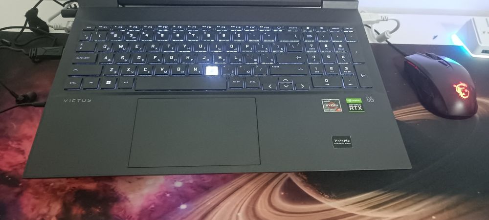 Игровой ноутбукHp victus 16